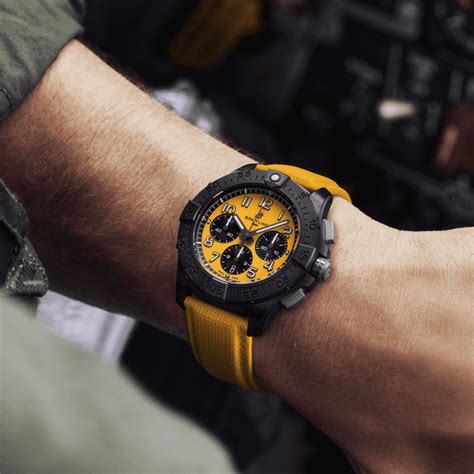 breitling avenger b01 night mission